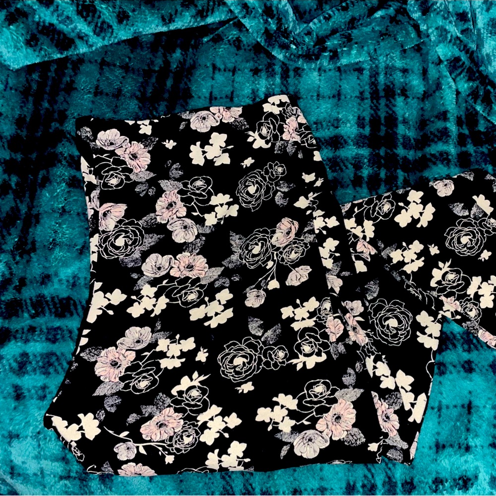 Flower leggings